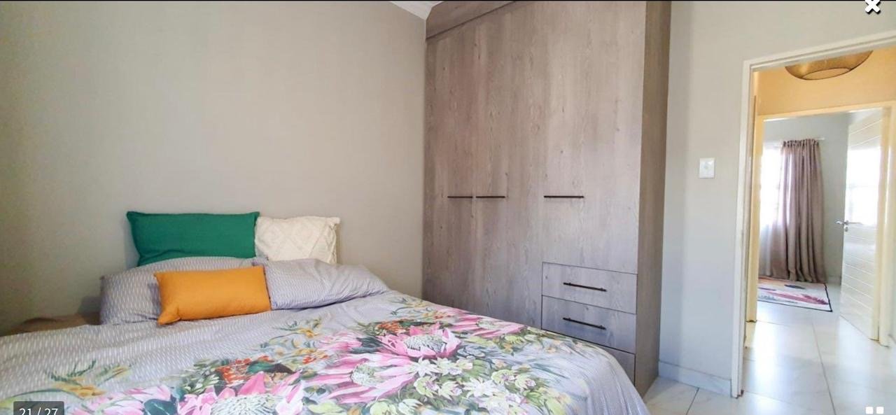 Full Title in an Estate - image 7