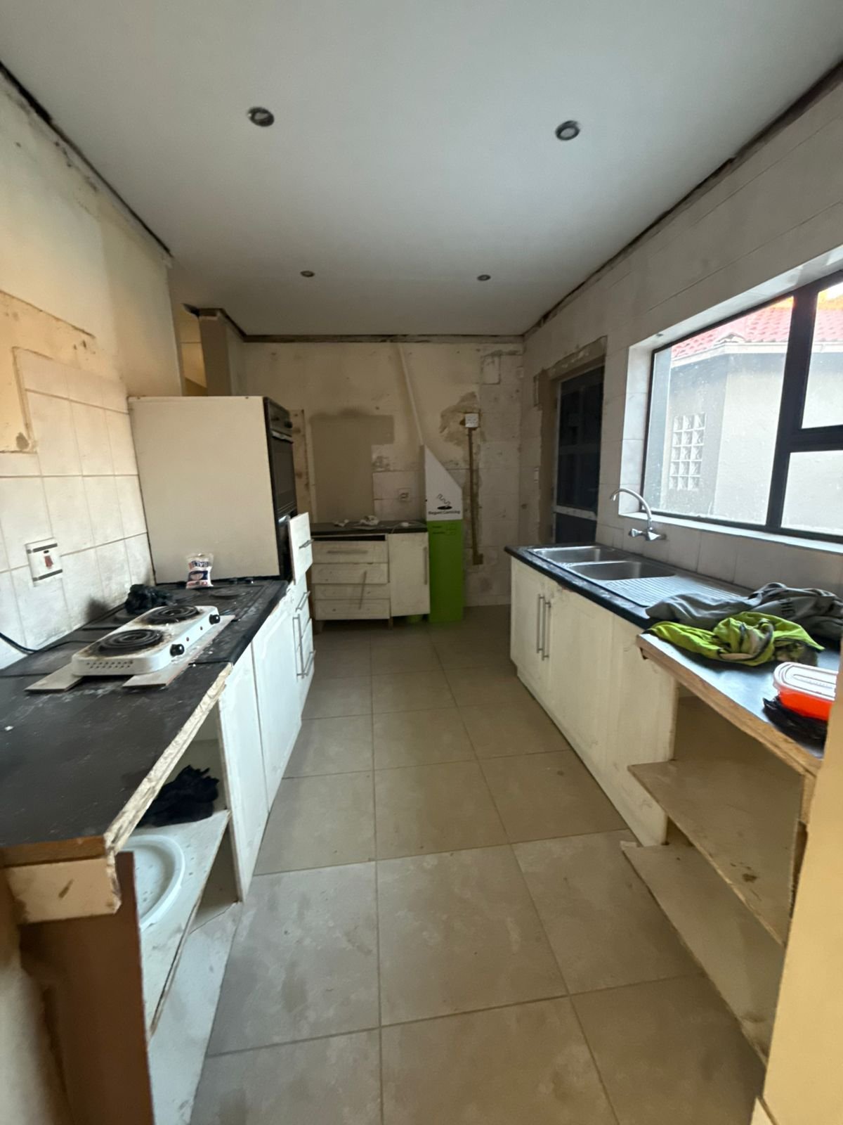 Newly renovated house for sale - image 12