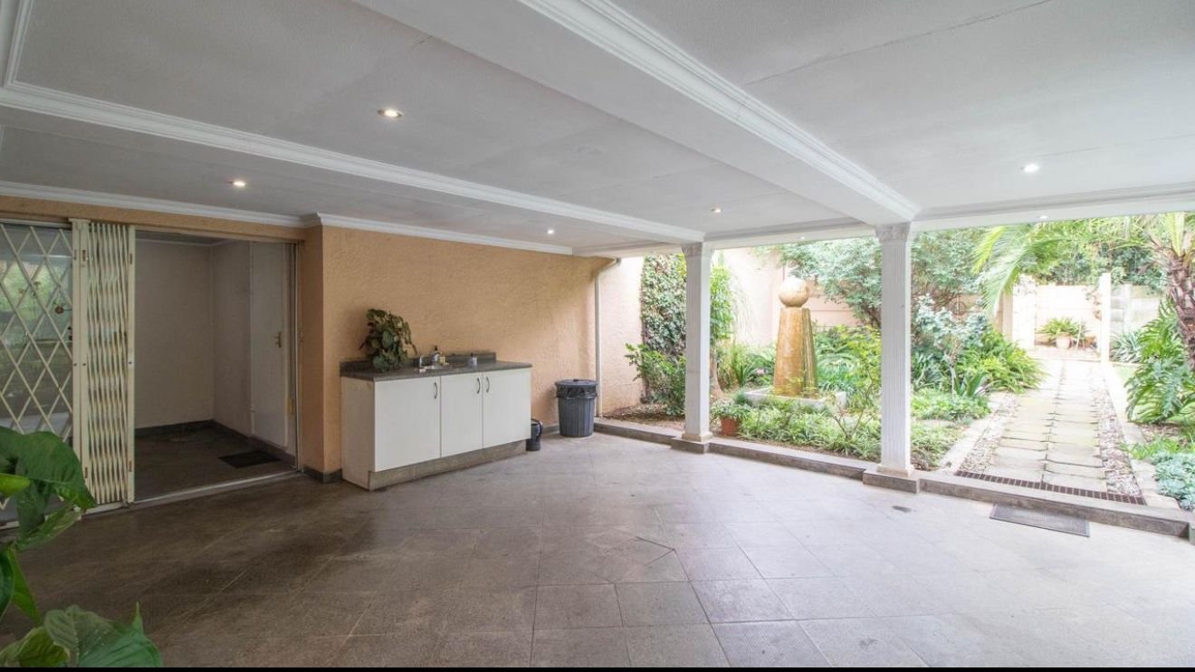 4-bedroom house for sale - image 9