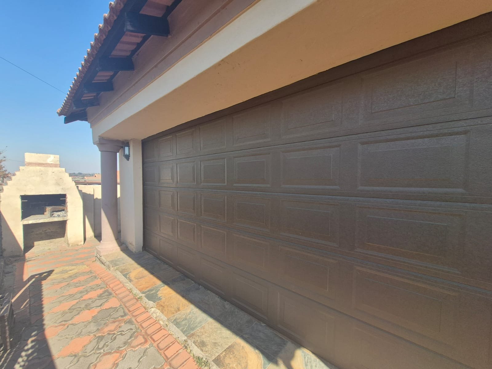 Property for Sale - image 4