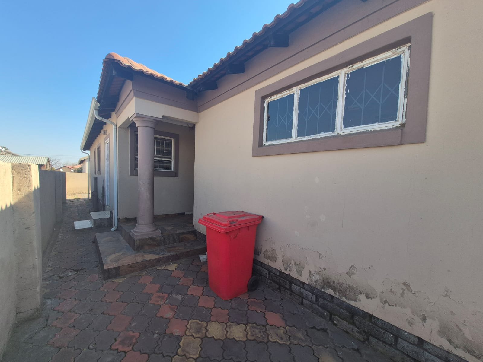 Property for Sale - image 5