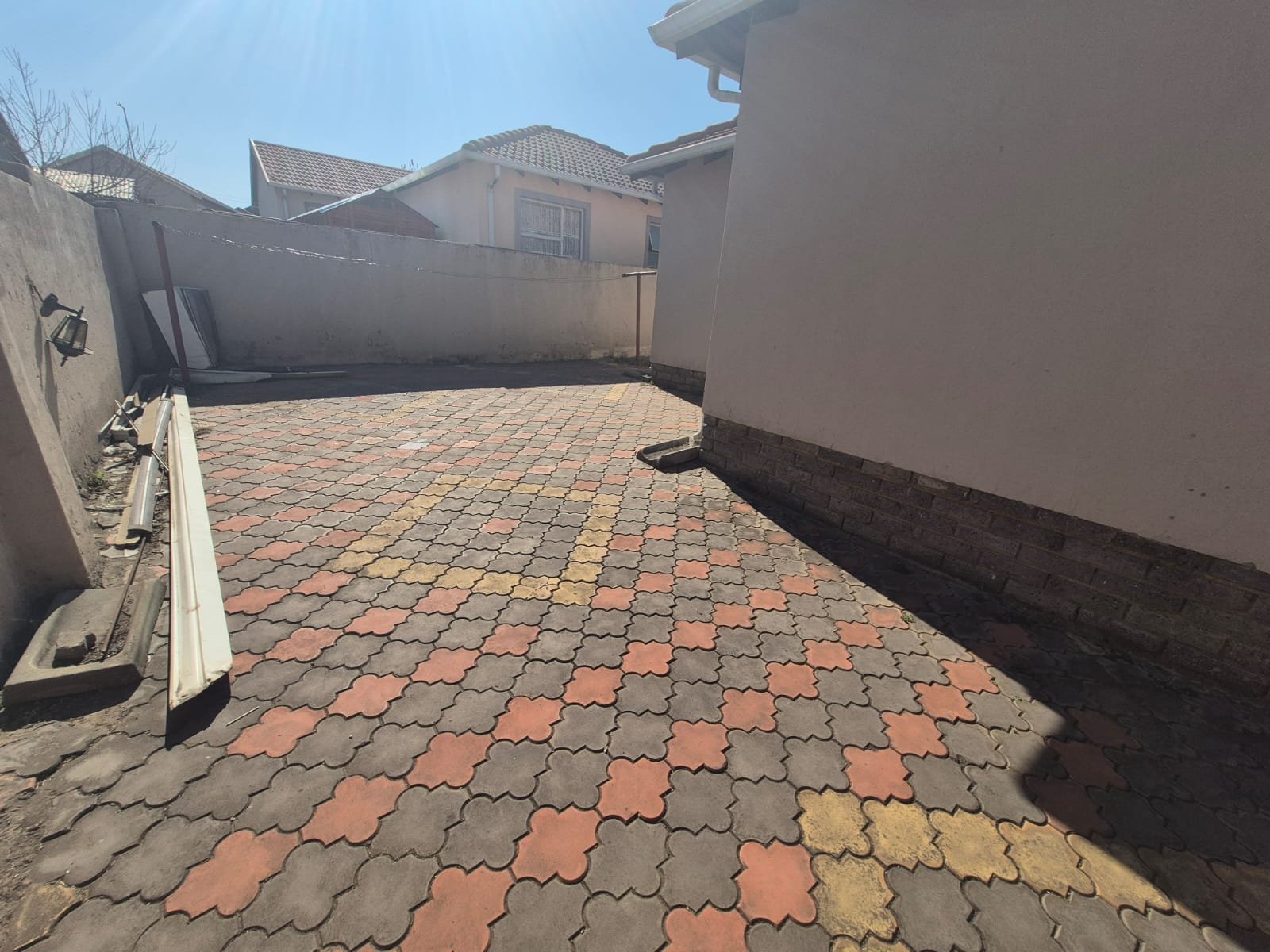 Property for Sale - image 6