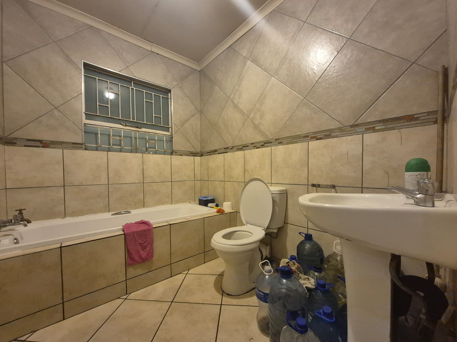 Property for Sale - image 11