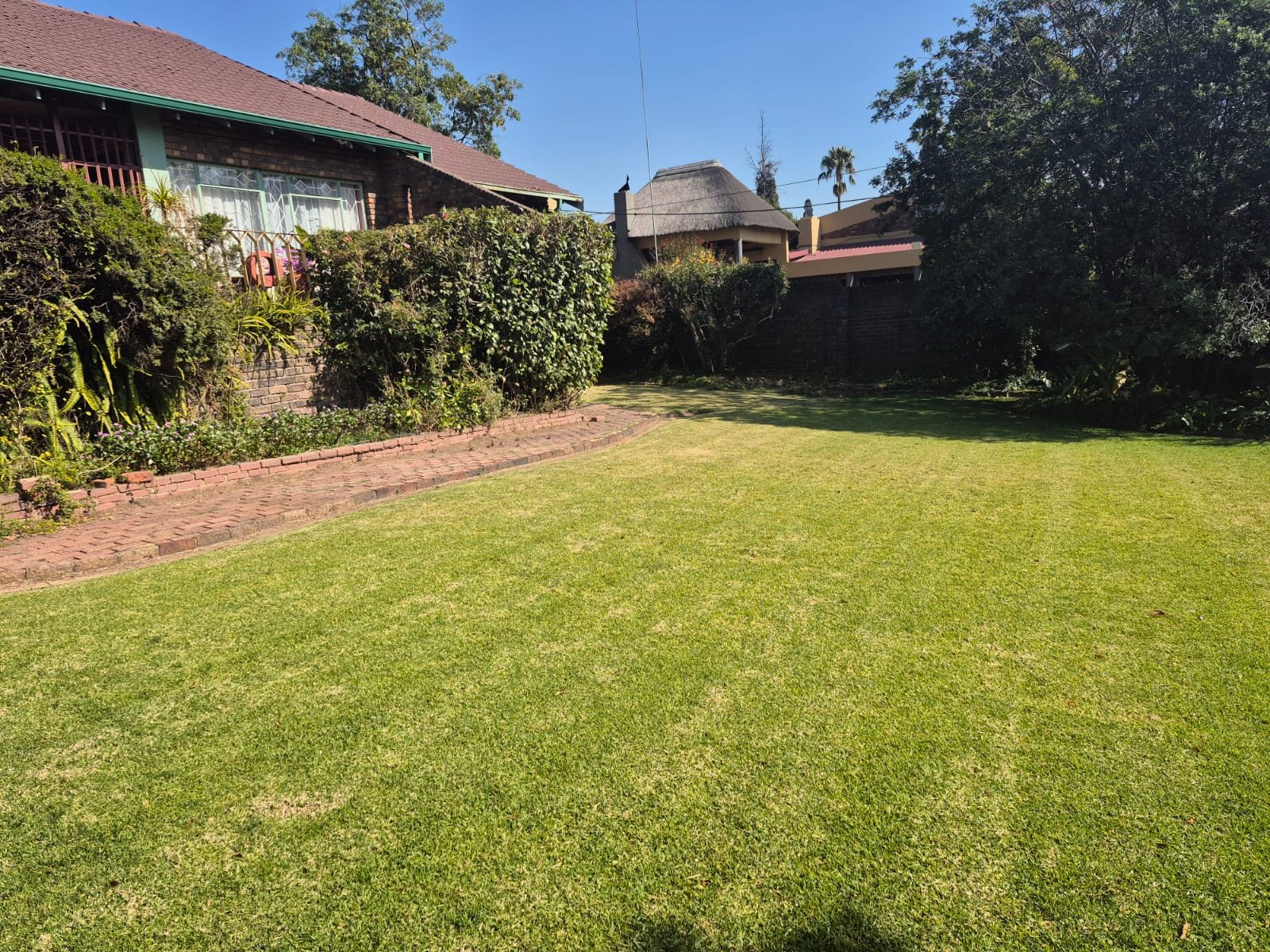 Property for sale - image 7