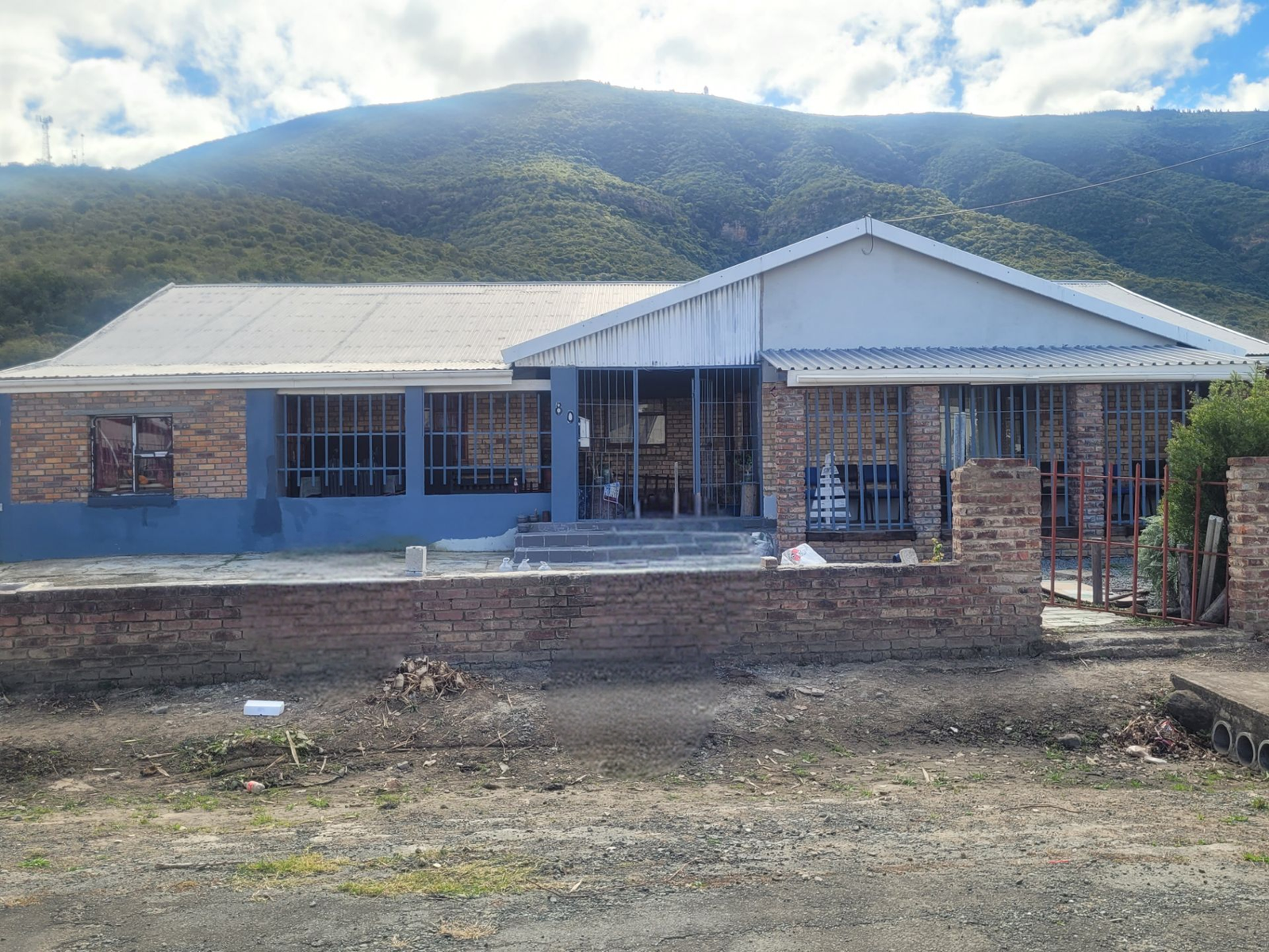 4 Bedroom House for Sale in Somerset East