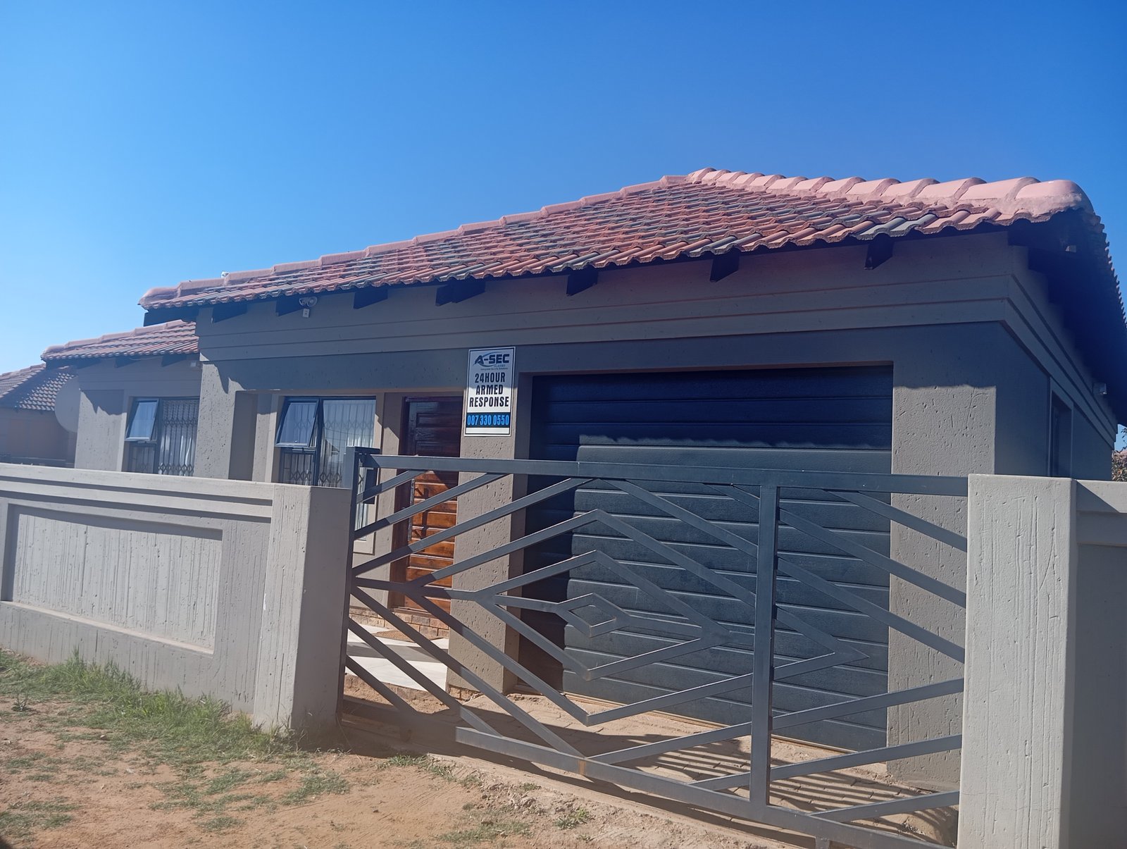 3 Bedroom House For Sale in Vanderbijlpark CE - image 2