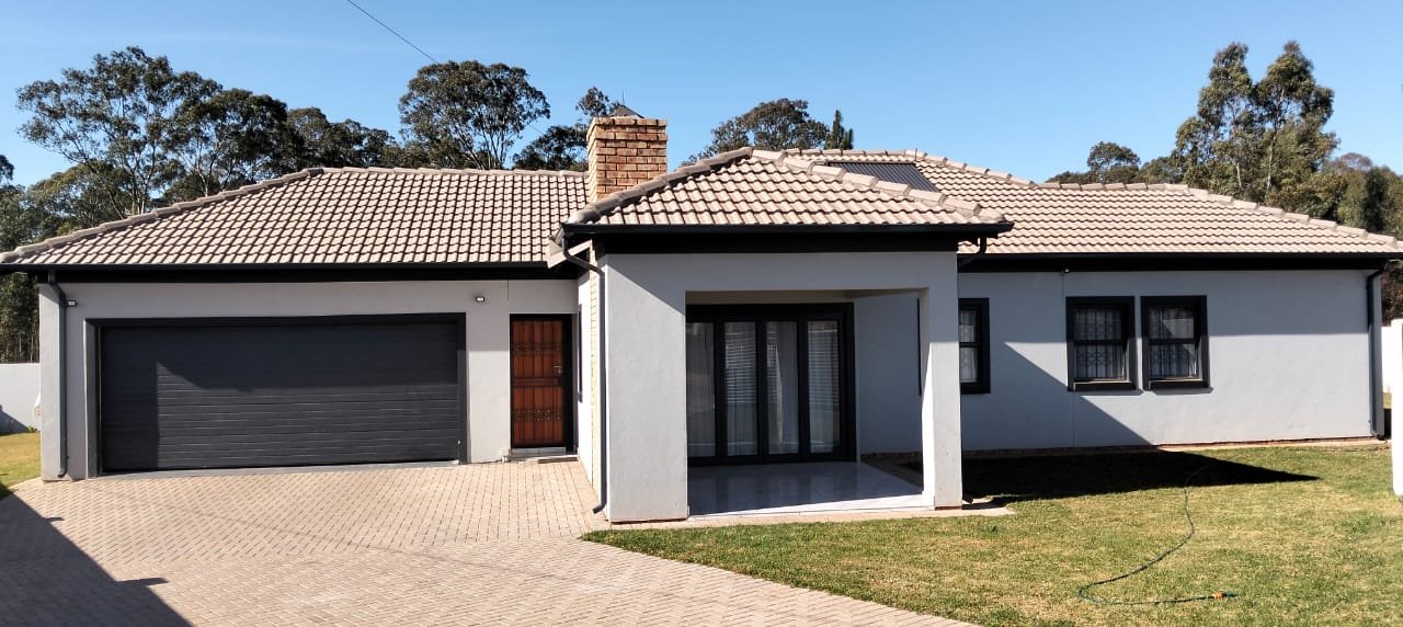 Beautiful 3-Bedroom Family Home in Rayton, Pretoria - image 14