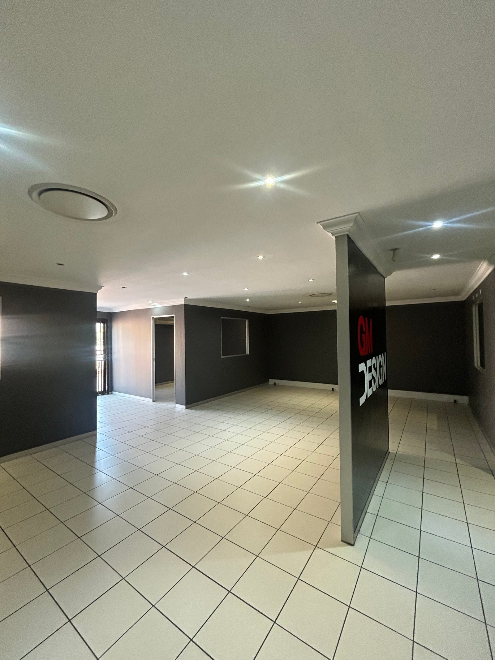 Block 816/1 Loft Right - image 3