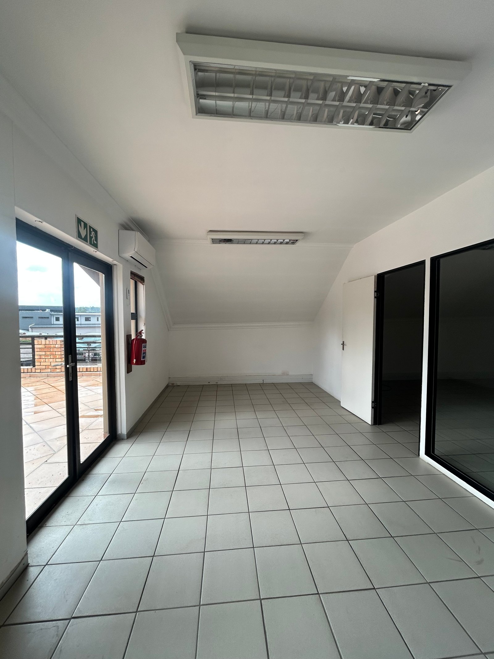 Block 809/2 Loft - image 6