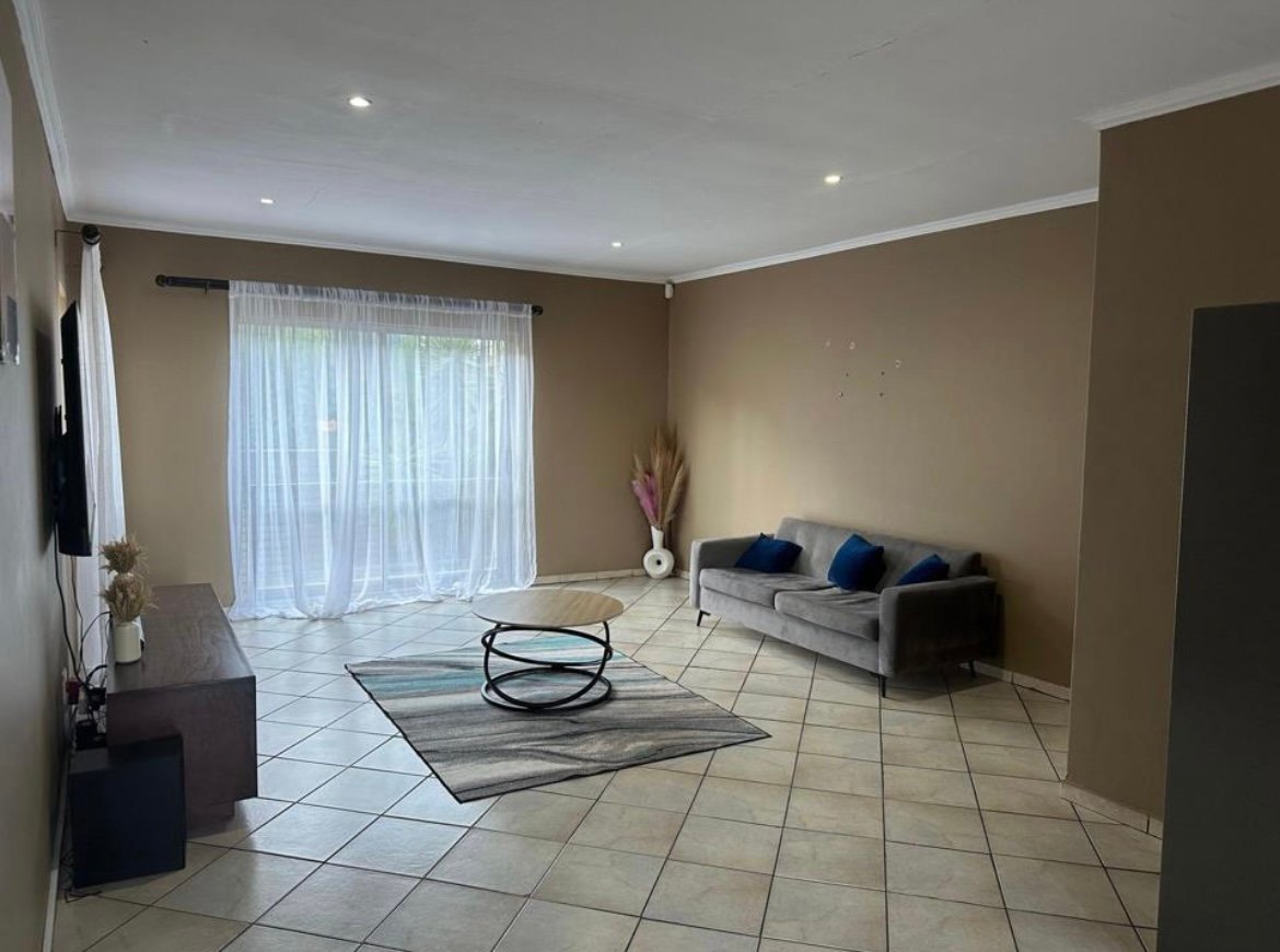 Faurea Hills Apartment