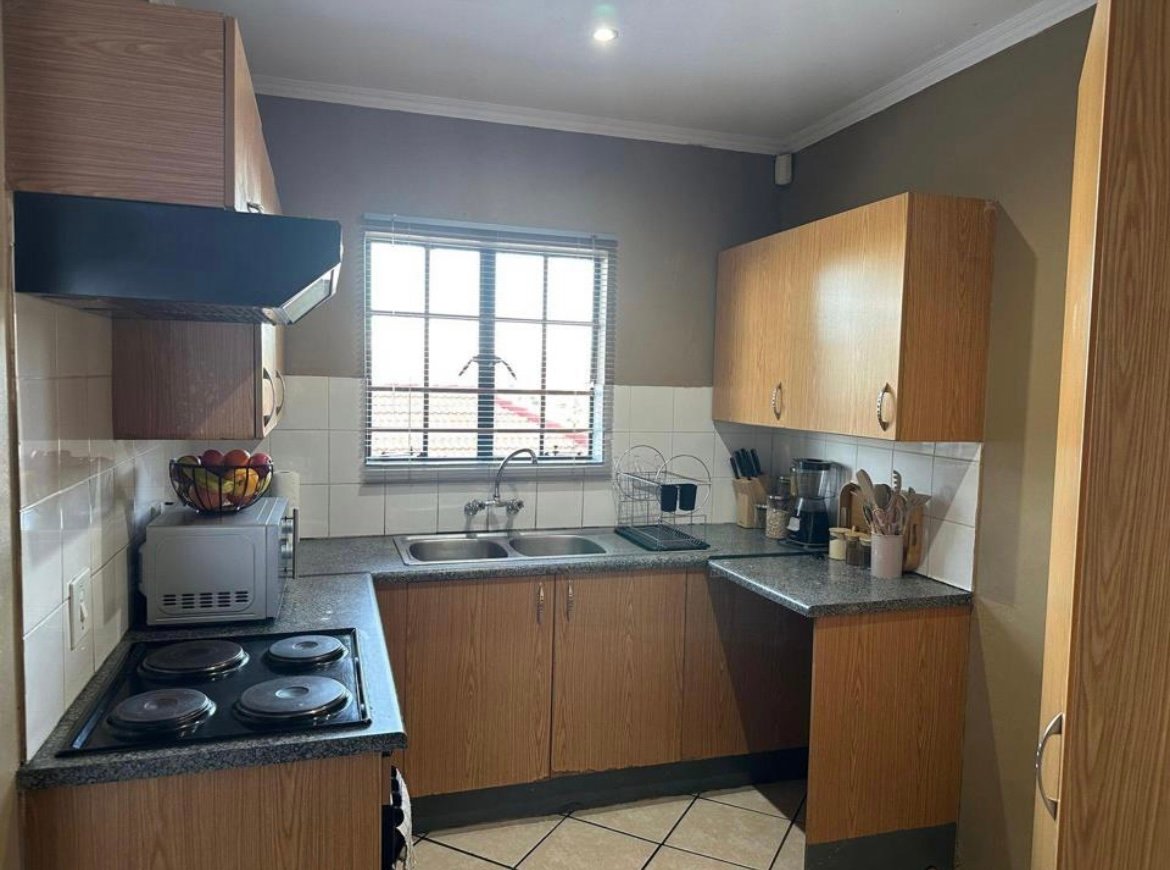 Faurea Hills Apartment - image 4