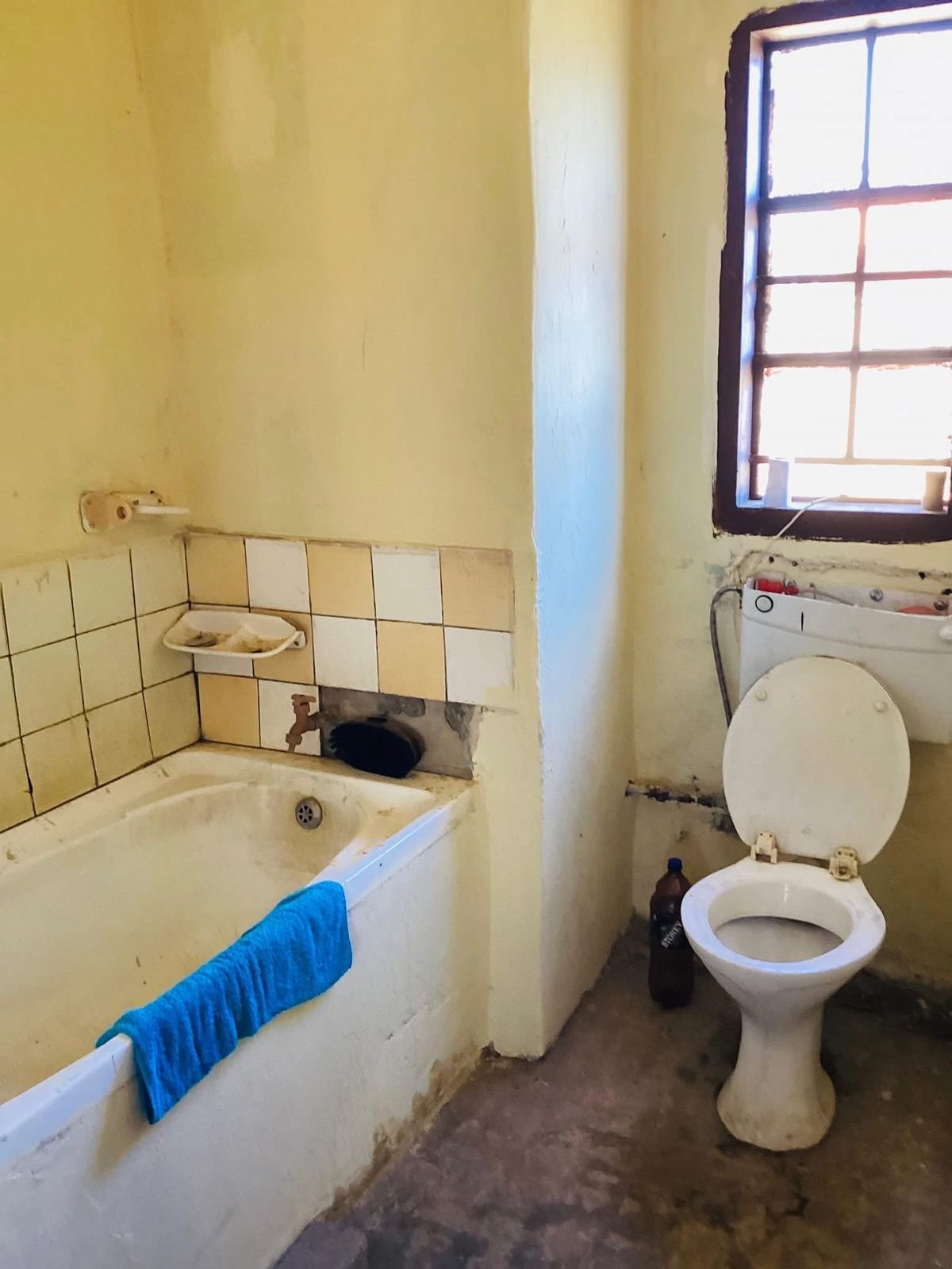 2 Bathroom House For Sale in Sebokeng - image 9
