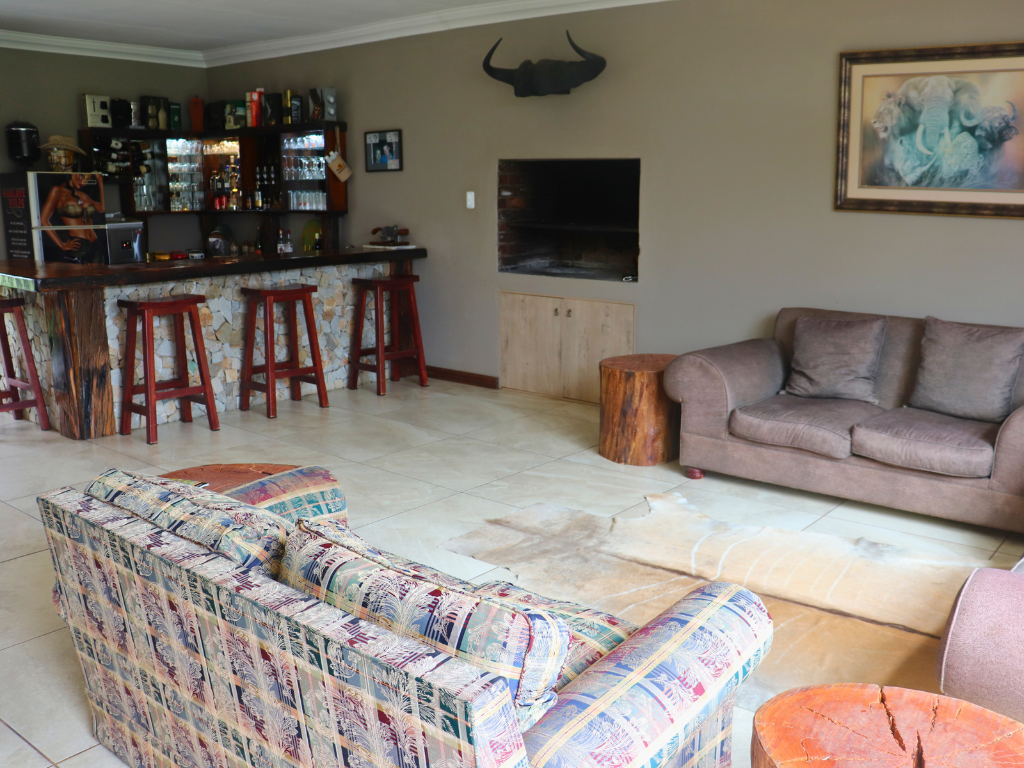 2ha Plot with Modern 3-Bedroom Home in Eloff - image 6