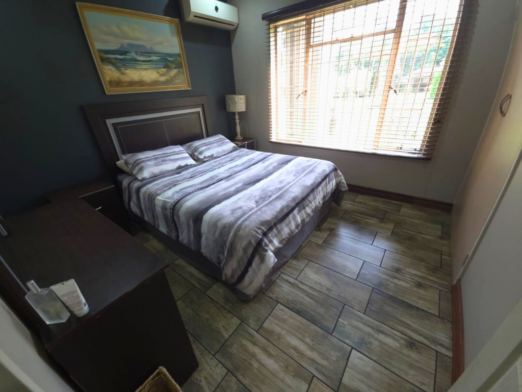 2ha Plot with Modern 3-Bedroom Home in Eloff - image 17