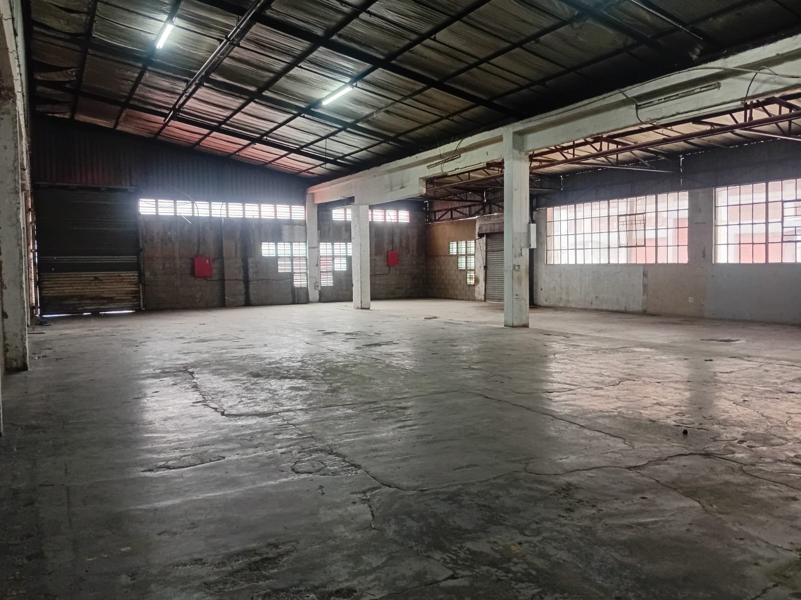 B8-1 – 435m² | Secure Factory / Warehouse / Workshop Space To Let - image 3
