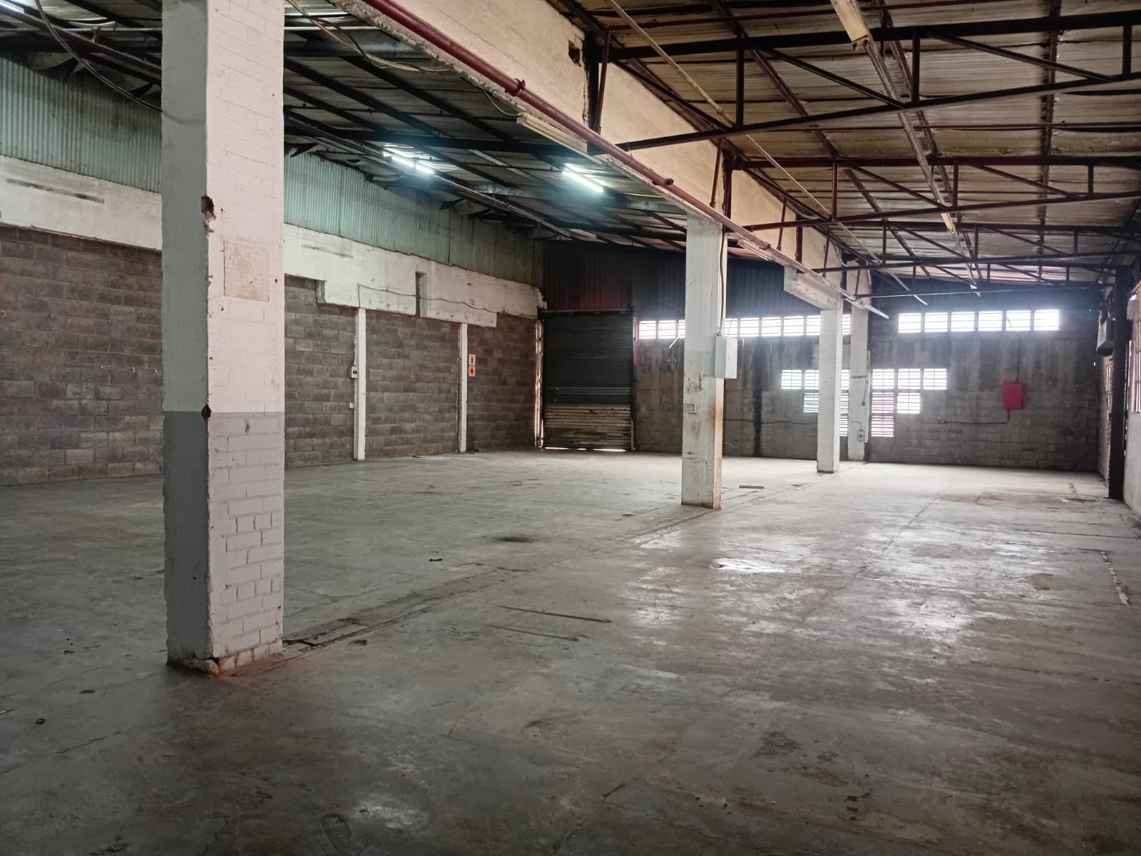 B8-1 – 435m² | Secure Factory / Warehouse / Workshop Space To Let - image 4