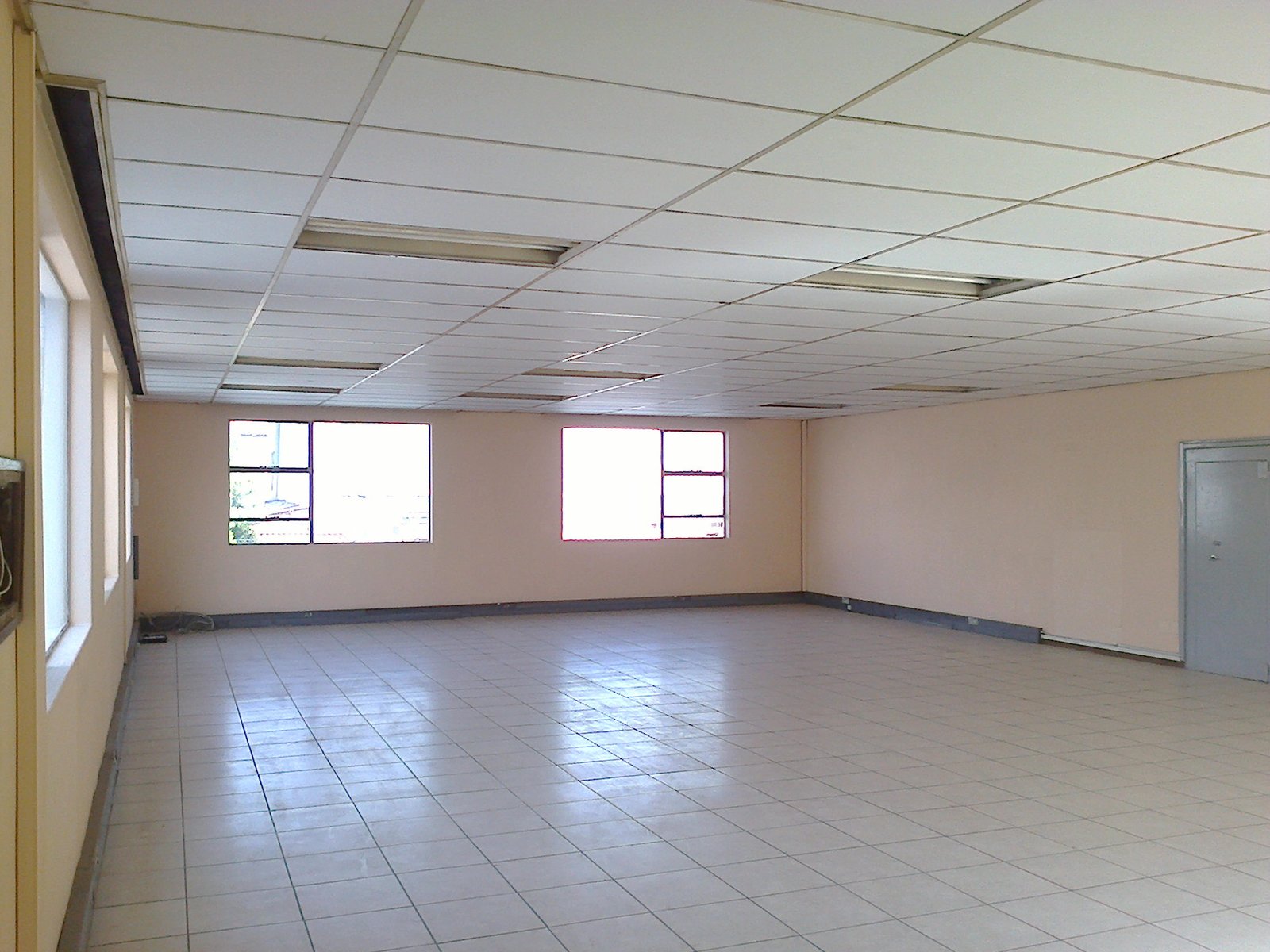 AA10 – 235m² | Premium Head Office / Call Center Space To Let - image 4