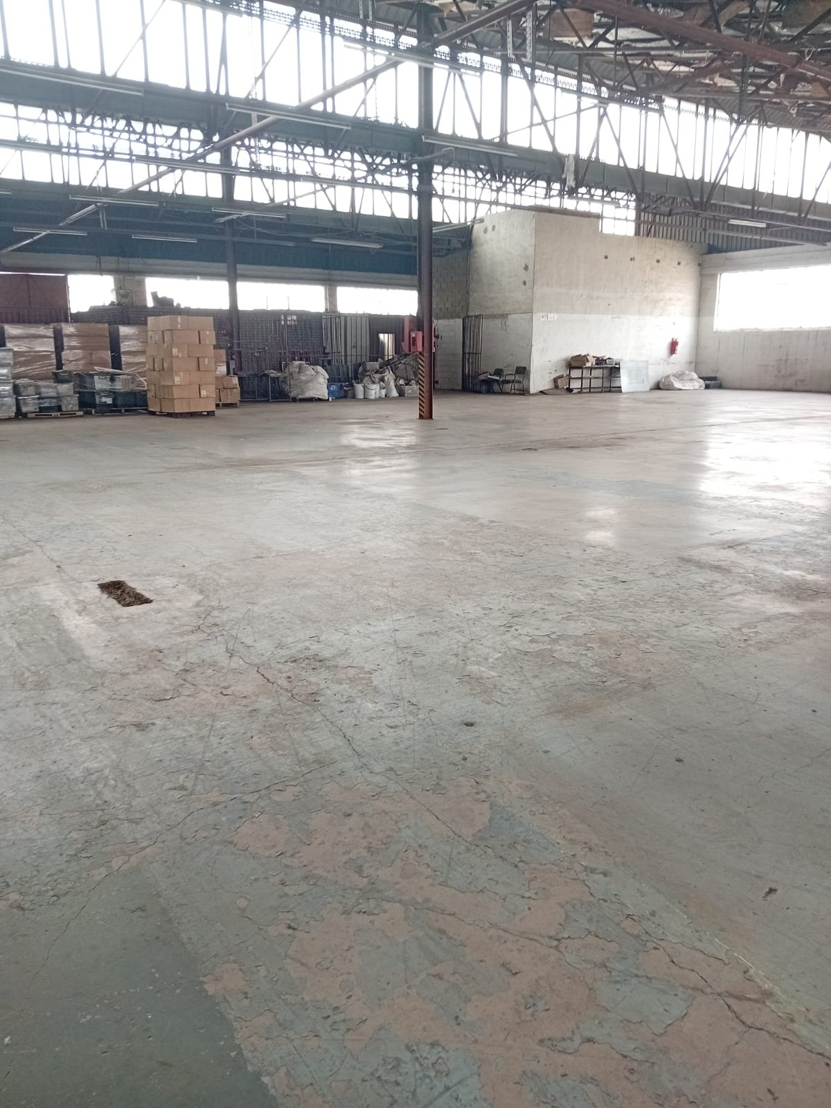 A9 – 1,527m² | 2nd Floor Factory / Workshop / Distribution Space To Let - image 7