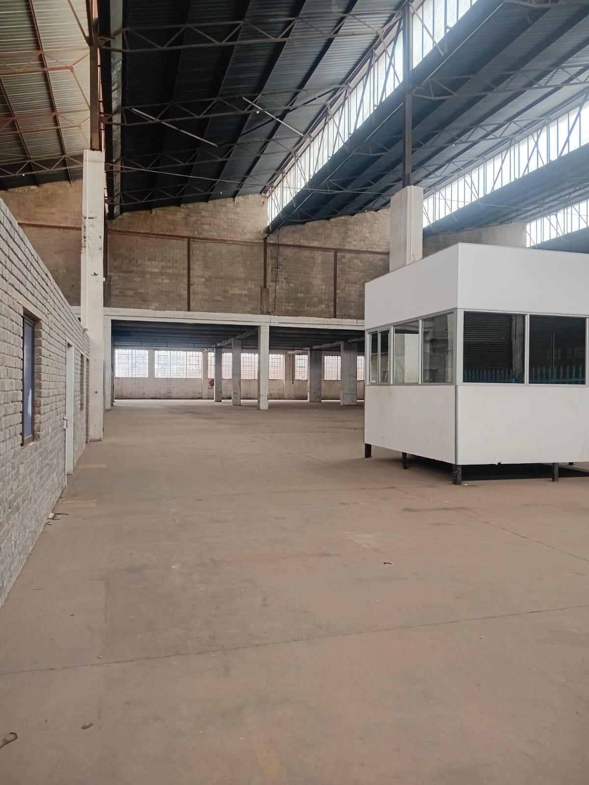 A2 – 2,505m² Modern Factory, Warehouse, Distribution Facility To Let - image 6