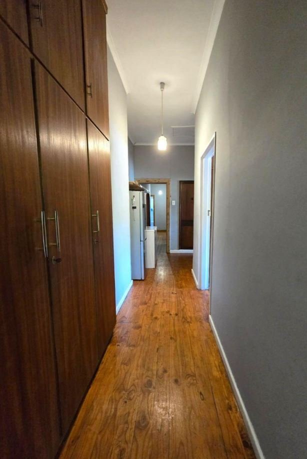5-Bed Family Home for Sale in Lemoenkloof, Paarl - Income Potential, Views & Solar Features image 18