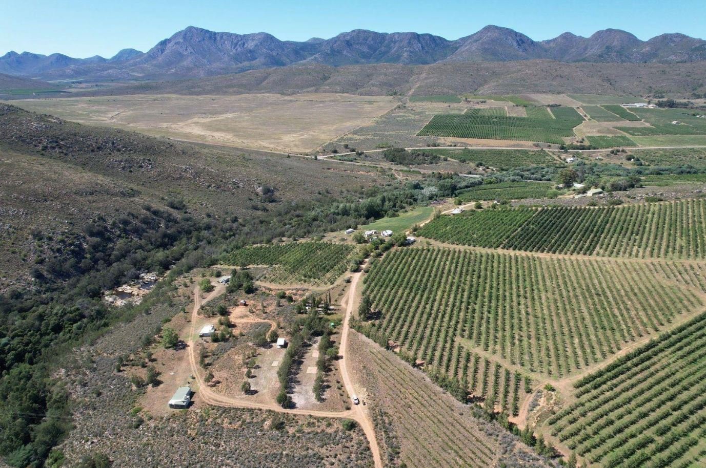 1,840Ha Export Fruit Farm for Sale Near Uniondale, Western Cape - Apples, Pears & Water Security image 4