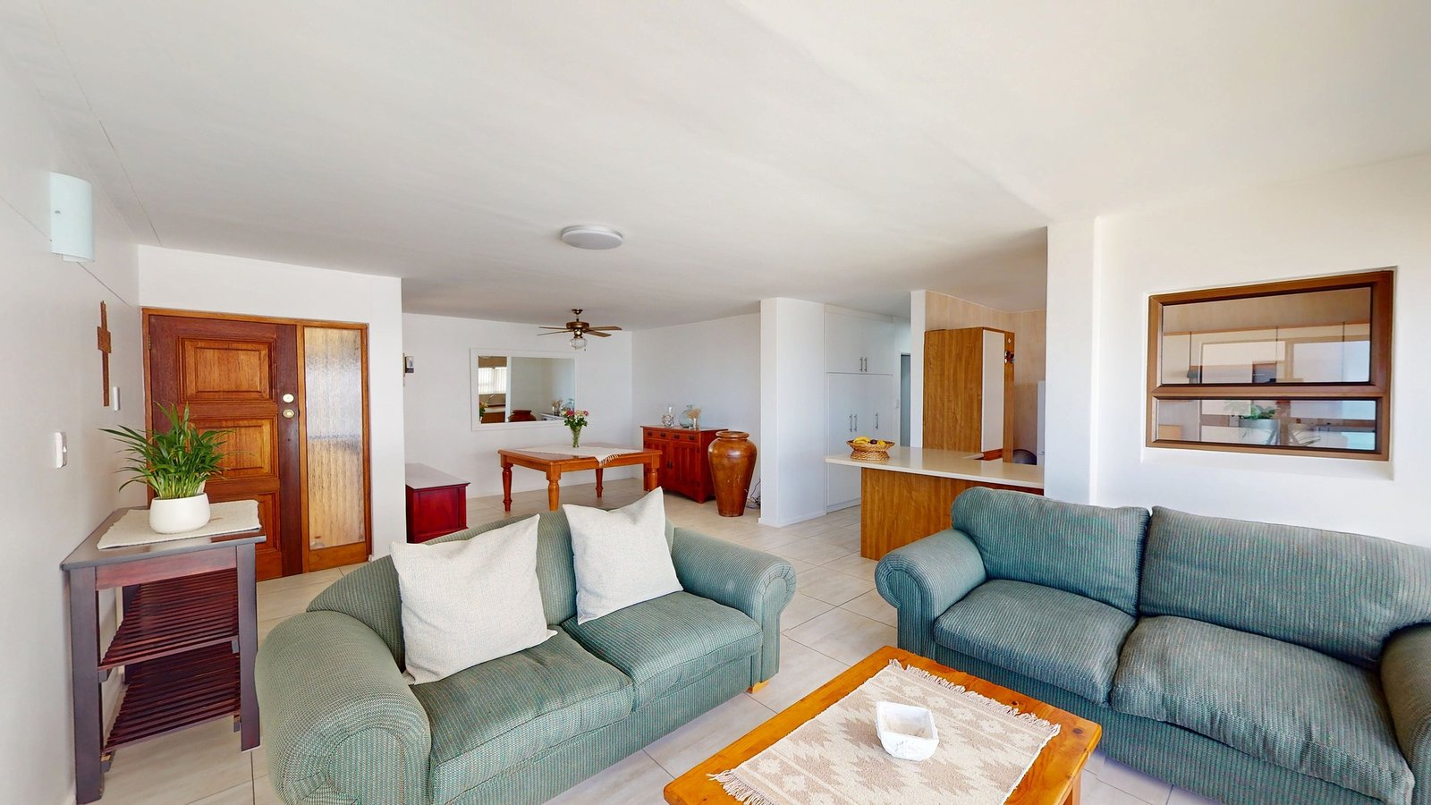 3 Bedroom Beachfront Apartment for Sale in Strand Golden Mile - Ocean Views & Holiday Letting Allowed image 2