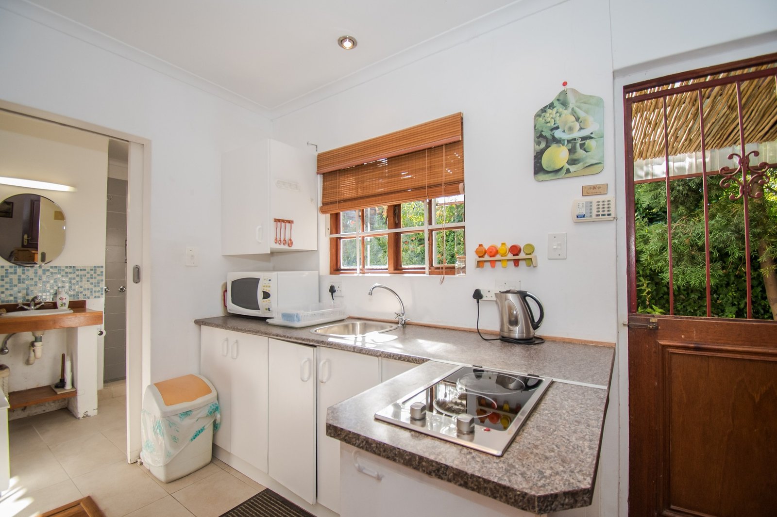 3 Bedroom Cape Cottage for Sale in Somerset West - Granny Flat, Garden & Walk to Somerset House image 8