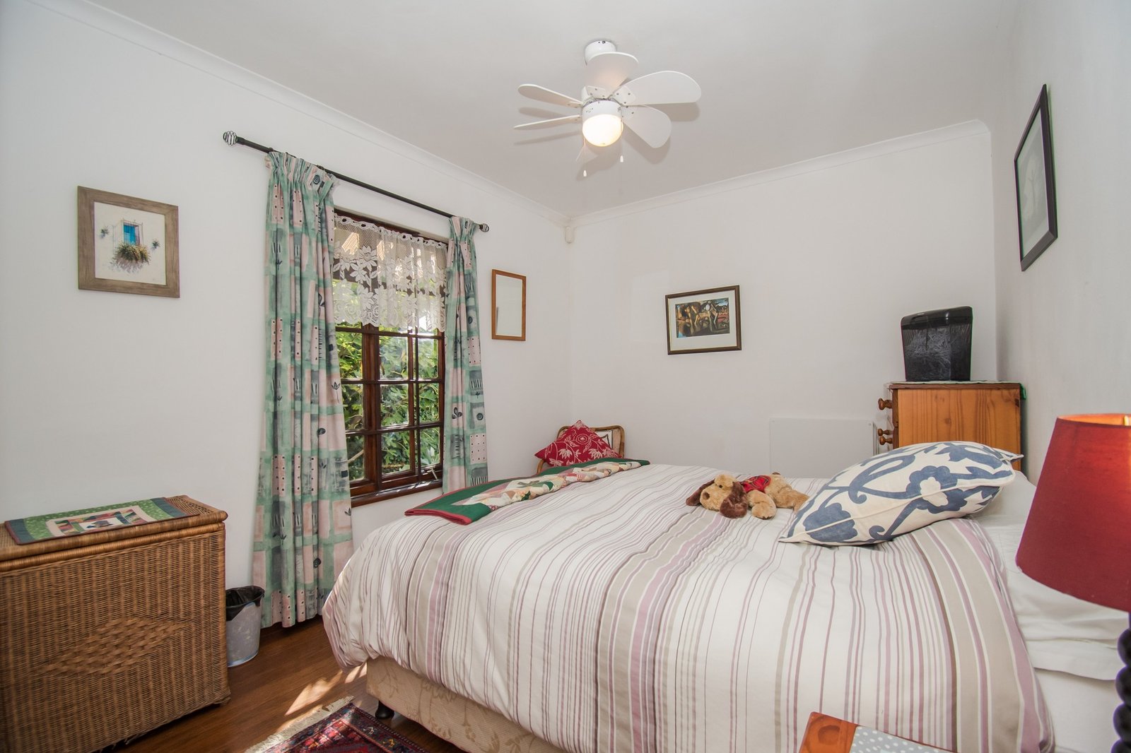 3 Bedroom Cape Cottage for Sale in Somerset West - Granny Flat, Garden & Walk to Somerset House image 18