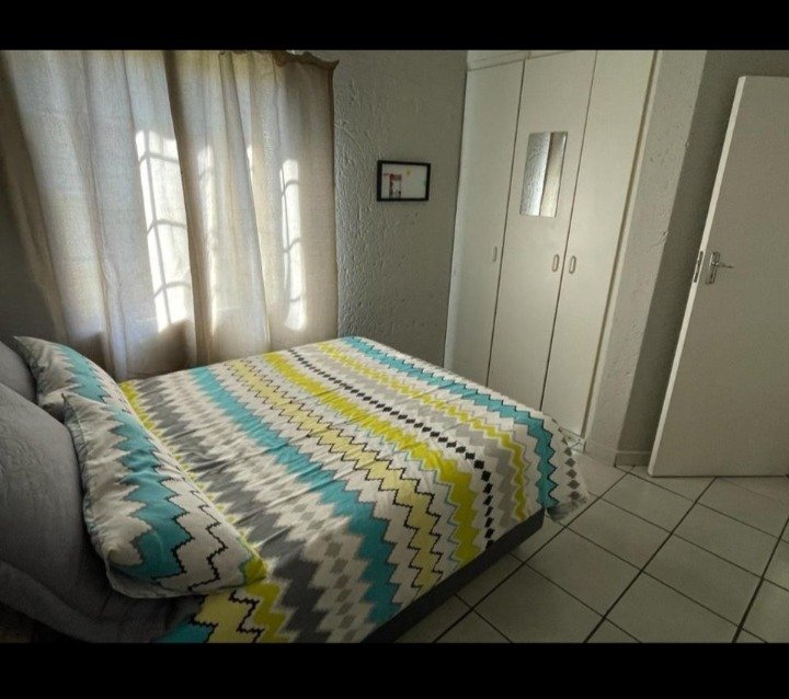2 Bedroom Ground Floor Apartment for Sale in Vorna Valley, Midrand | Private Garden