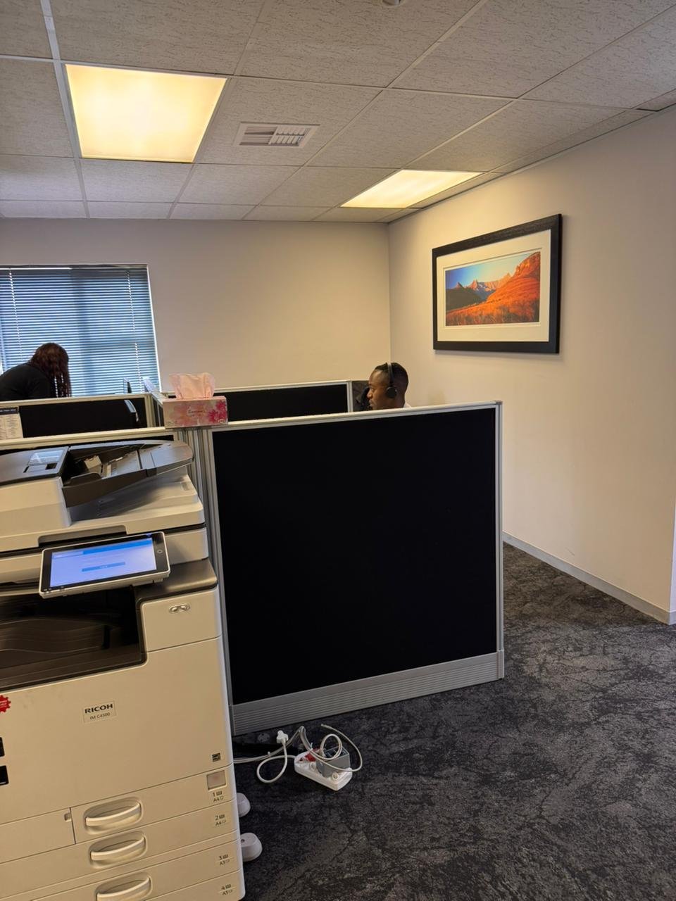 207m² Office Space to Let in Hammets Crossing Office Park, Fourways image 9
