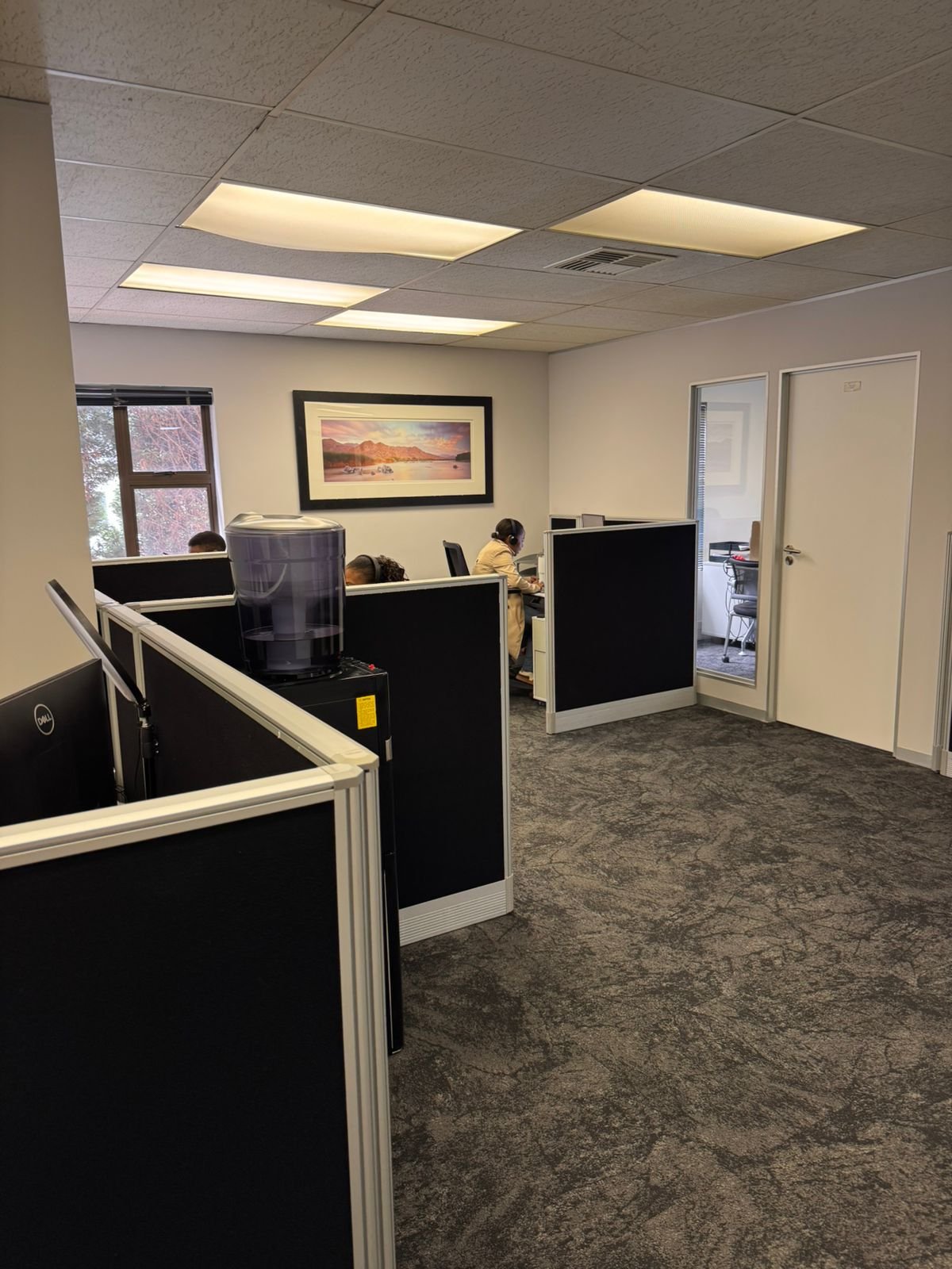 207m² Office Space to Let in Hammets Crossing Office Park, Fourways image 14