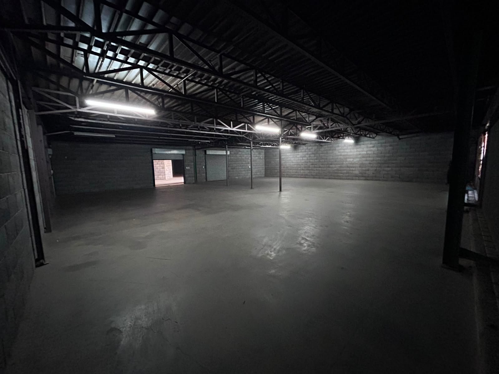 G12 – 147m² – G13 – 147m² Total – 294m² Secure Storage Space to Let