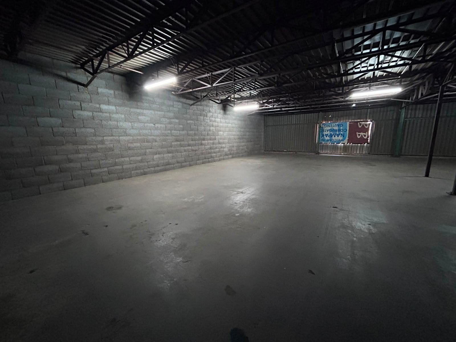 G12 – 147m² – G13 – 147m² Total – 294m² Secure Storage Space to Let image 6