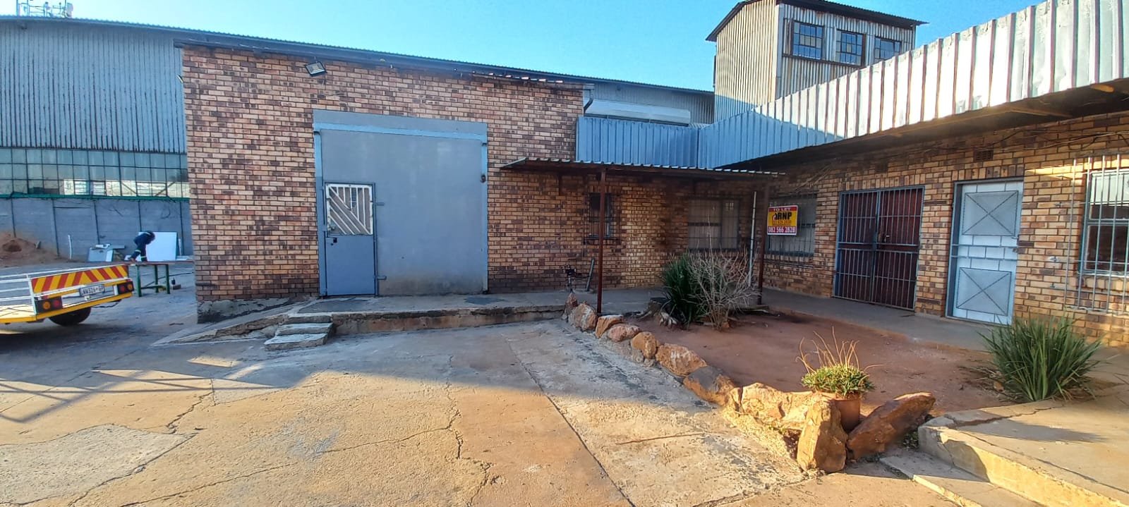 AE3 – 50m² Modern Office Salon Call Center Space to Let